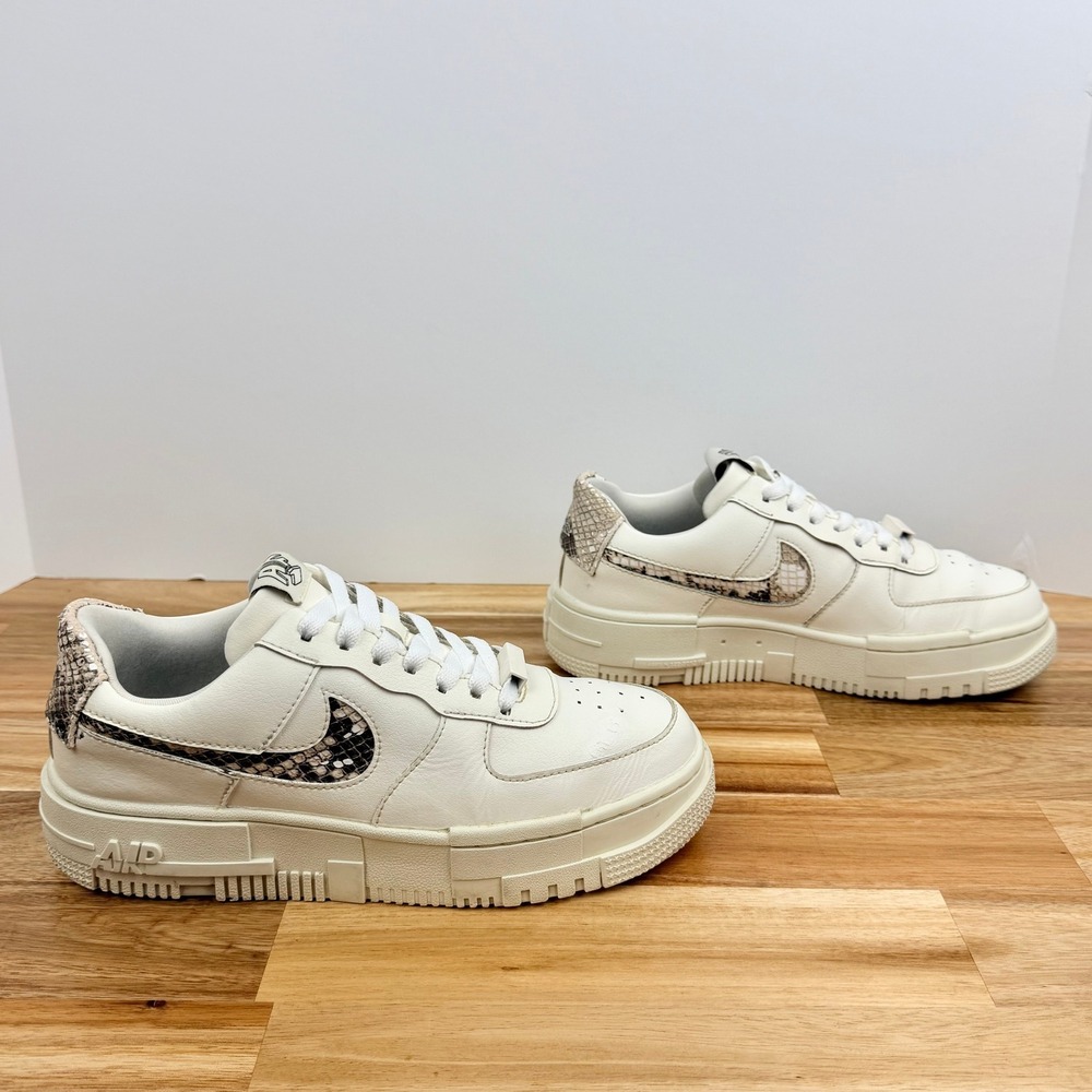 Nike Air Force 1 Pixel Sail Desert Sand Snakeskin CV8481-101 Womens 7 - Picture 6 of 10
